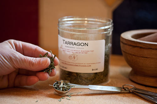 Pinch of Tarragon A pinch of leafy dried herb, which amounts to a generous 1/2 teaspoon