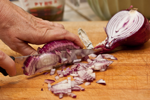 You can get a fine chop with a sharp blade