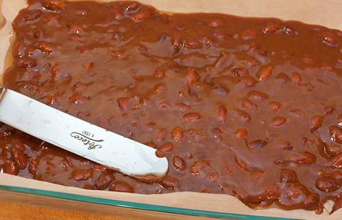The toffee is so hot, it will spread out mostly on its own, but you can give it a little help