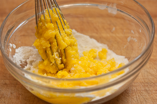 MixYolks